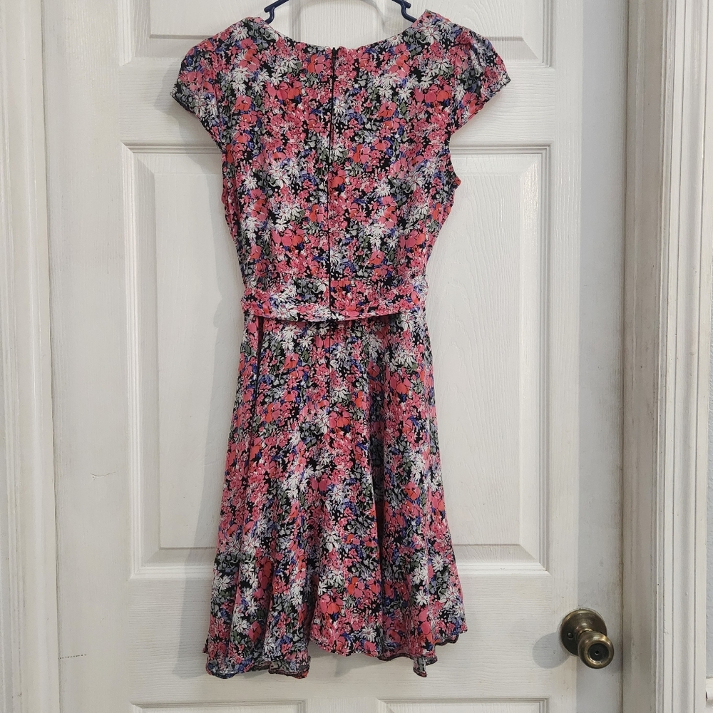 Floral Mini Dress in Pink and Black With Belt - Picture 5 of 11